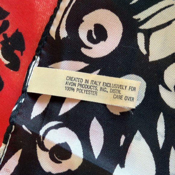 Vintage Avon Polyester Scarf, created in Italy - 30 x 31 in. - Picture 4 of 4